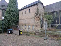 Instandsetzung historische Feldscheunen und Druckerei - Frankesche Stiftung Halle - Beräumung, Entkernung, Abbruch, Entsorgung